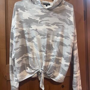 Beyond Yoga Gray Camo Hoodie